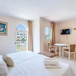 Riviera Marbella & *